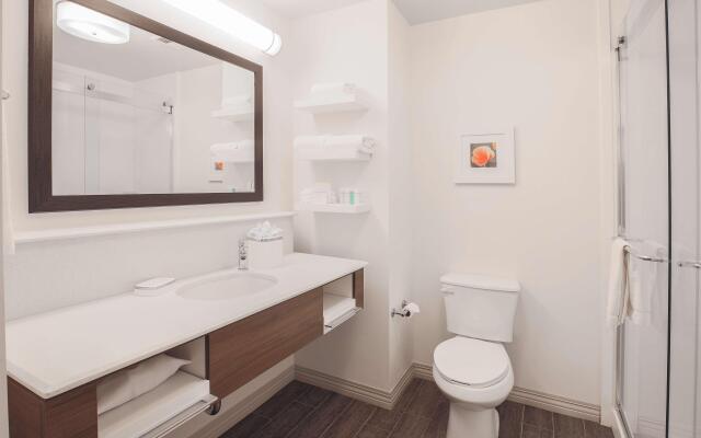 Hampton Inn And Suites Camarillo