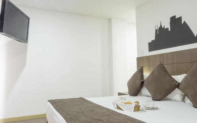 Apartamentos Regency La Feria