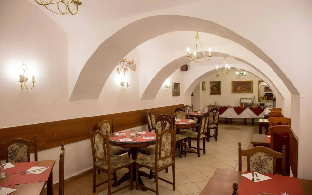 Donatello Hotel