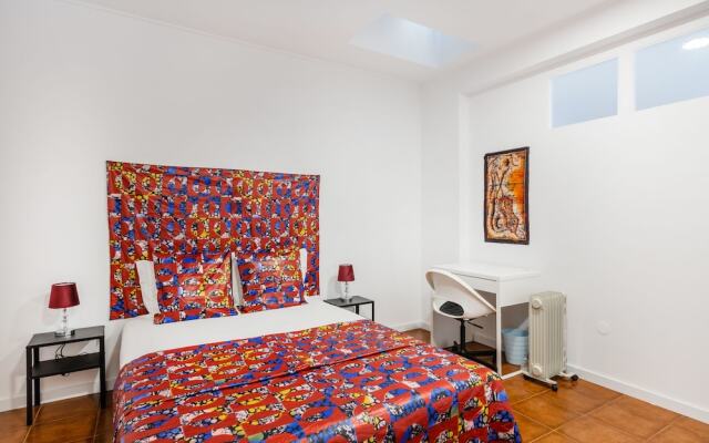 Live Laugh Love Beach Guest Home with AC