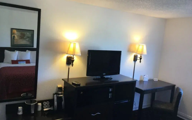 Days Inn Lake Village