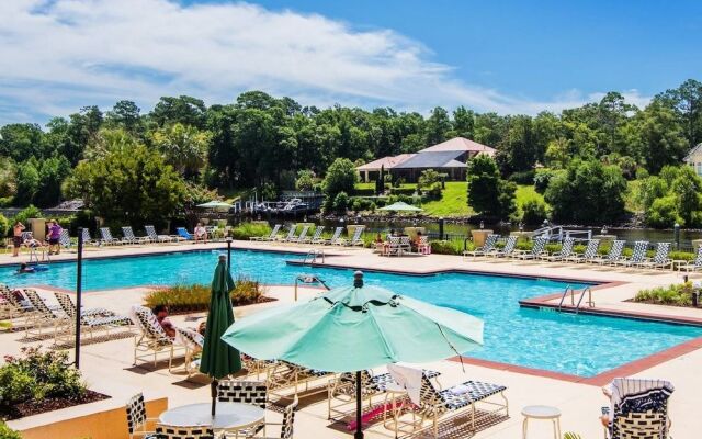 Edgewater - 846 by RedAwning