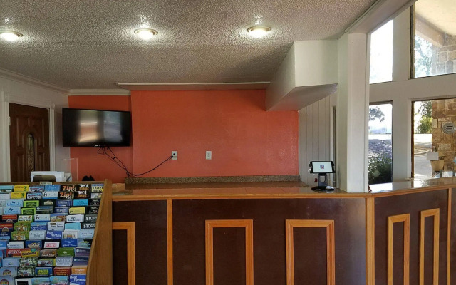 Econo Lodge Inn & Suites Hot Springs