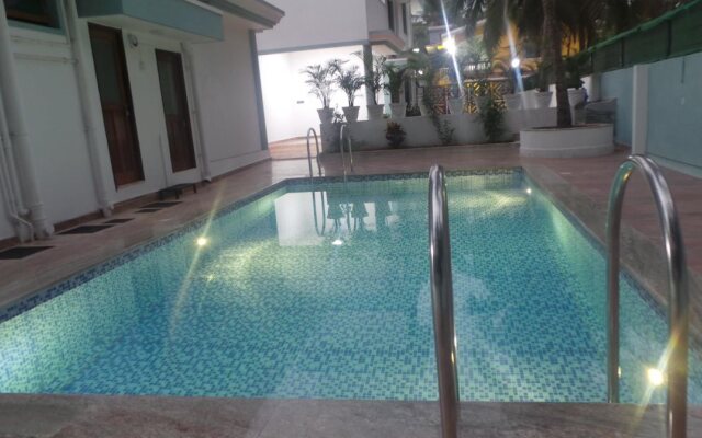 Meera Motels & Residency