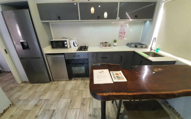 Guest House on Gillian Unit 1