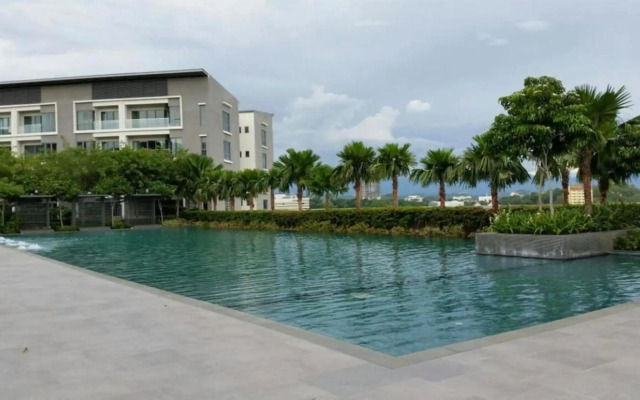 Borneo Coastal Residence - IMAGO Mall
