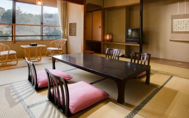Ryotei Yamanoi – Guest Rooms – Matsue
