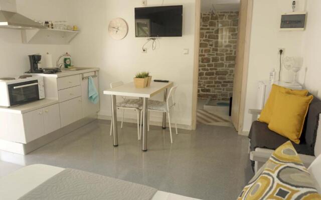 Studio Ioanna - Oasis holiday houses