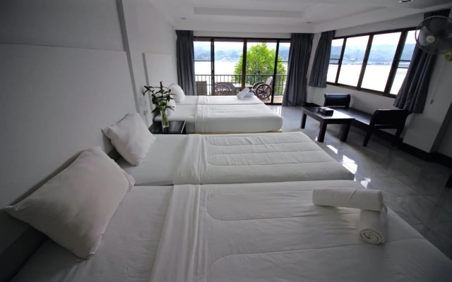 Phornpailin Riverside Resort