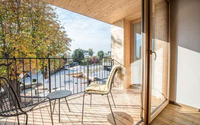 Alpenrose's Dining & Living