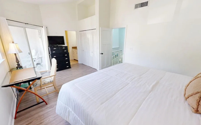 Shoreline Garden 02 2 Bedroom Townhouse