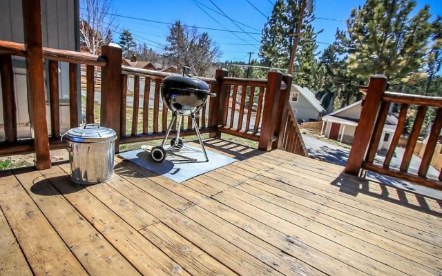 Bear Claw Bungalow #379