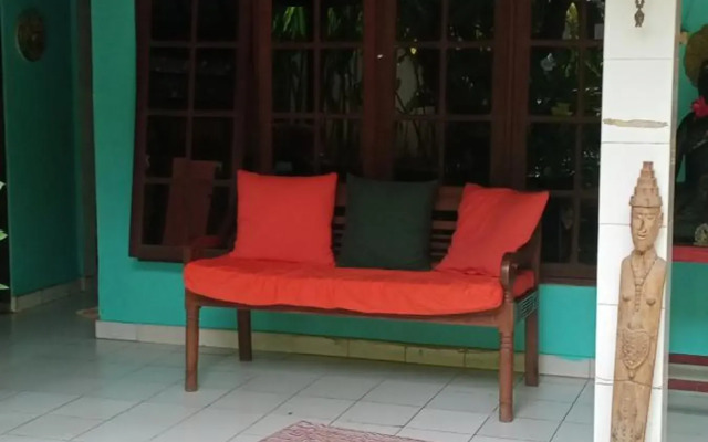 Shalana Homestay- formerly Teka Teki House