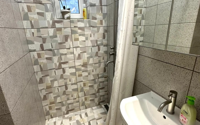 Metropolis apartment on Pekarska 2