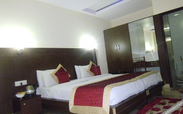 Airport Hotel Breeze