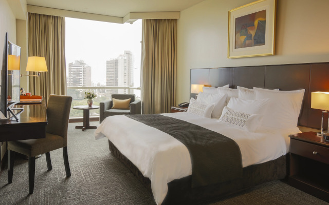Delfines Hotel & Convention Center