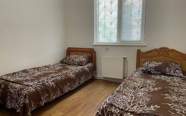 Cozy Apartment With The Best Patio and Swimming pool