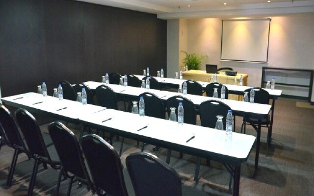 Hotel Chacao Suites