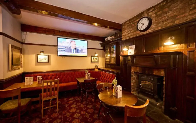 Red Lion Parbold