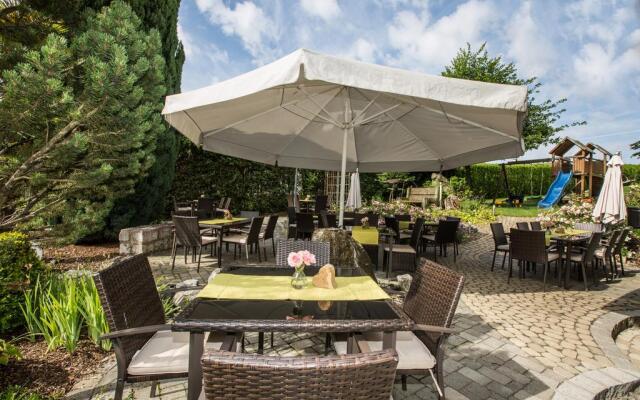 Hotel & Restaurant "Am Obstgarten"