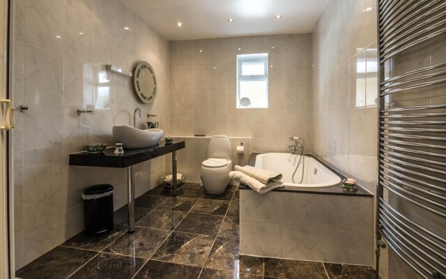 The Old Orchard - 3 Bedroom - Lamphey