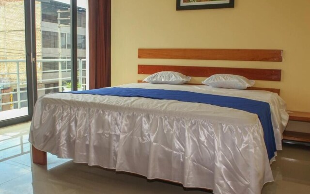 Hostal Cordillera Azul