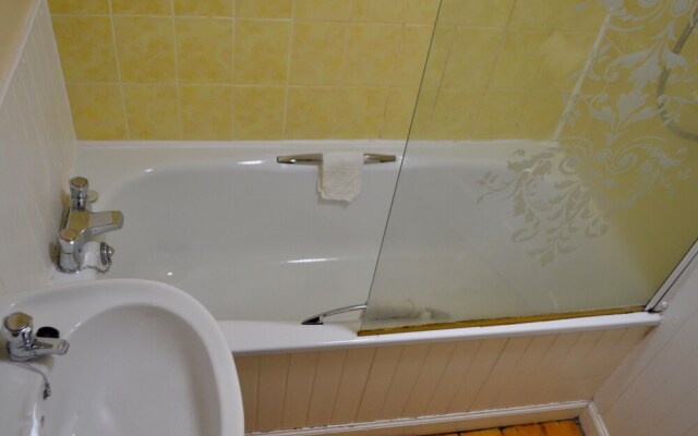 1 Bedroom Flat In Edinburgh