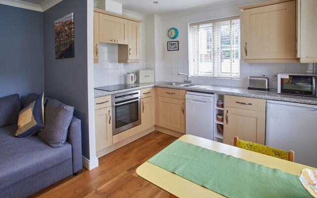 Whitehall 1 Apartment