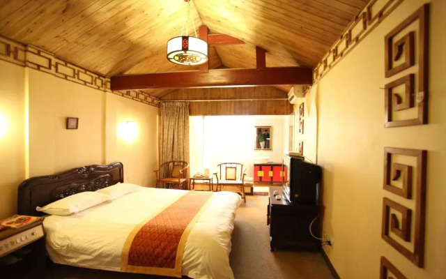 Pacific Sunrise Lijiang Inn