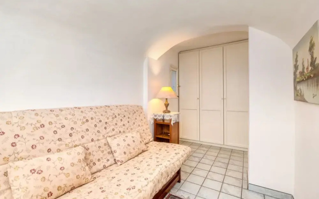 White Arches Home