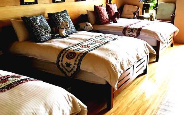 Qi Hua Zhen Ju Homestay