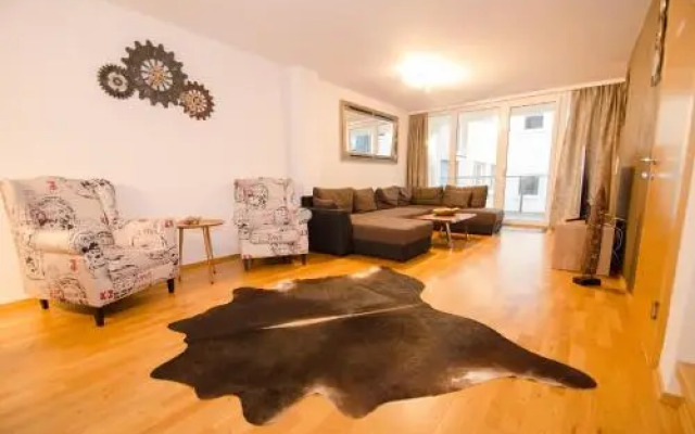 Penthouse Zell am See by Kaprun Rentals