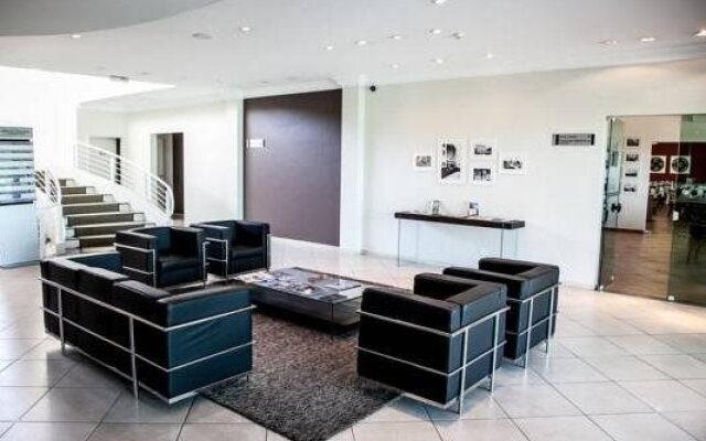 Itu Plaza Hotel