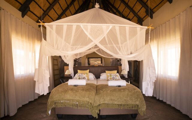 Sandfontein Lodge & Nature Reserve