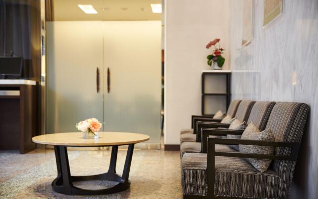 Sol Hotel