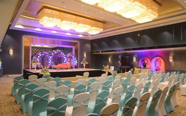 The Maple Hotel-Bhopal