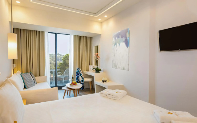 Samian Mare Hotel Suites & Spa