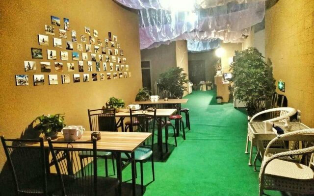 Dunhuang Momosha Youth Hostel 2nd Branch