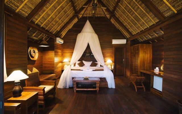 Bay Shore Hut's Lembongan