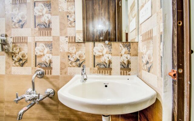 FabExpress The Grand Renato Suites