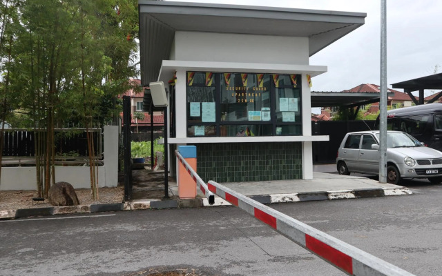 Zen66 @ Roxy Serviced Apartment