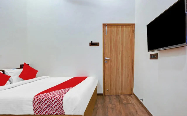 OYO 80514 Malali Residency