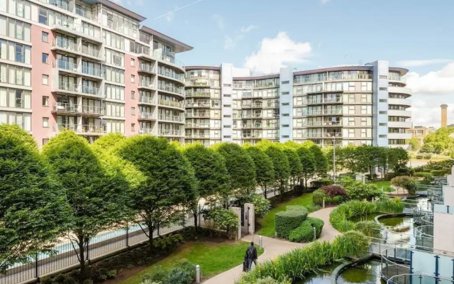 Gorgeous 2 Bed, with Balcony, Battersea