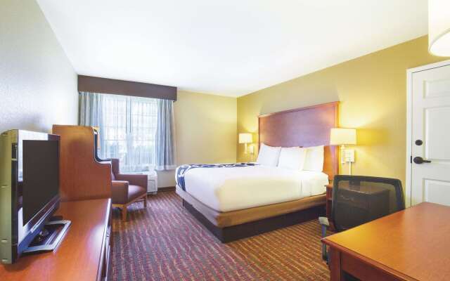 La Quinta Inn & Suites by Wyndham Bentonville