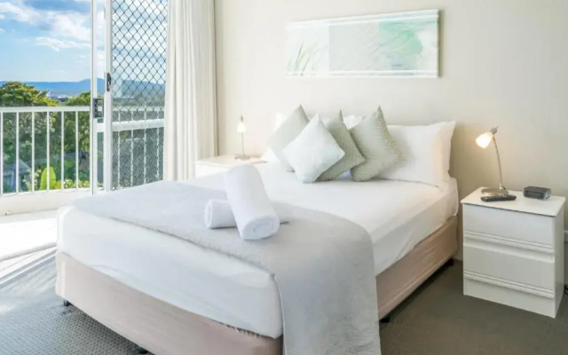 Noosa Hill Resort