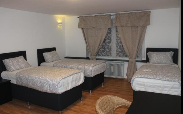 Hotel Garni Emir