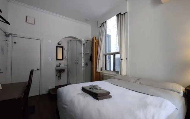 Hotel Ambrose