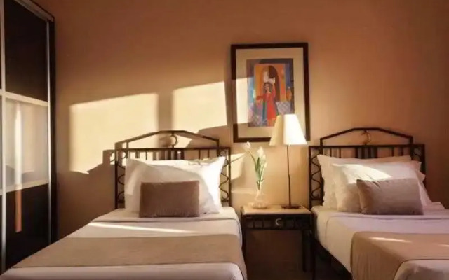 Sol Y Mar Shams Suites