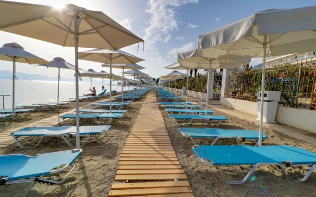 Calamos Beach Family Club Hotel