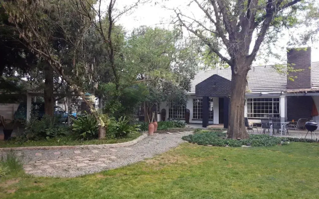 Simoni Guest House